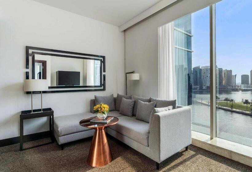 Люкс Superior, Pullman Dubai Downtown