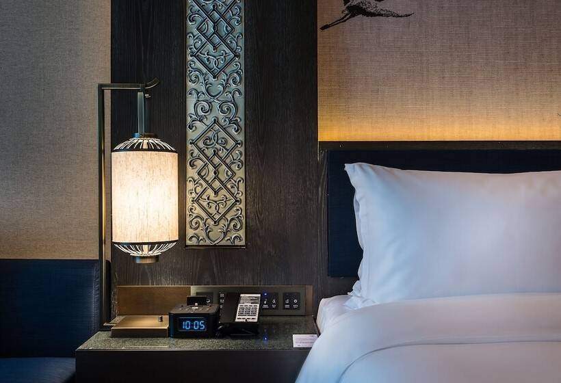 اتاق لوکس با چشم‌انداز باغ, Pullman Kaifeng Jianye