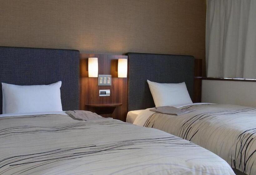 Номер Стандарт, Uozu Manten Hotel Ekimae