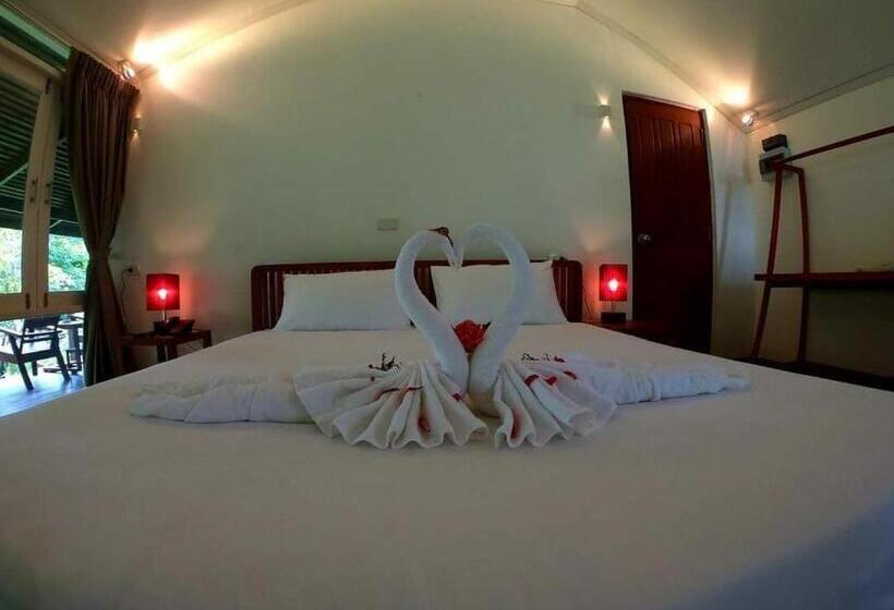 디럭스 룸, Vang Vieng Eco Lodge