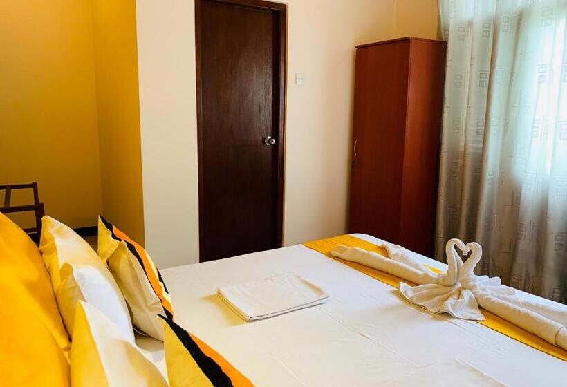 Номер Superior, Sam's Guest House