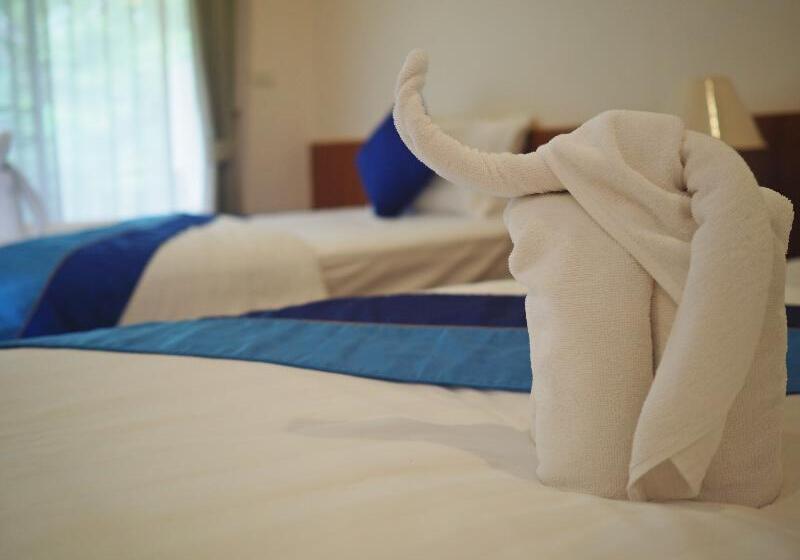 استودیوی استاندارد, Papai Country Lodge Sha