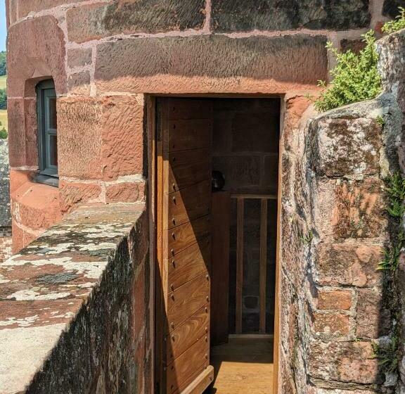 Люкс Повышенной Комфортности, Château De Vassinhac Chambres D Hôtes Collonges La Rouge