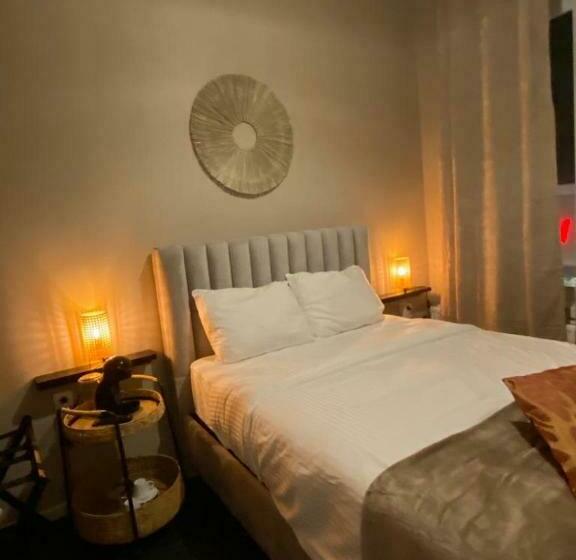 标准间, B&b Anguli