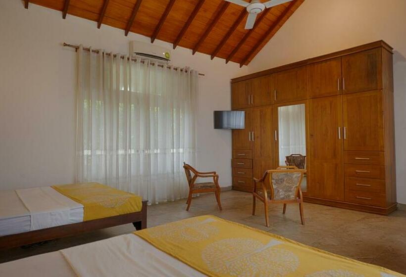 Апартаменты 1 Спальня с Террасой, Kandyan Mount Mirror Boutique Villa