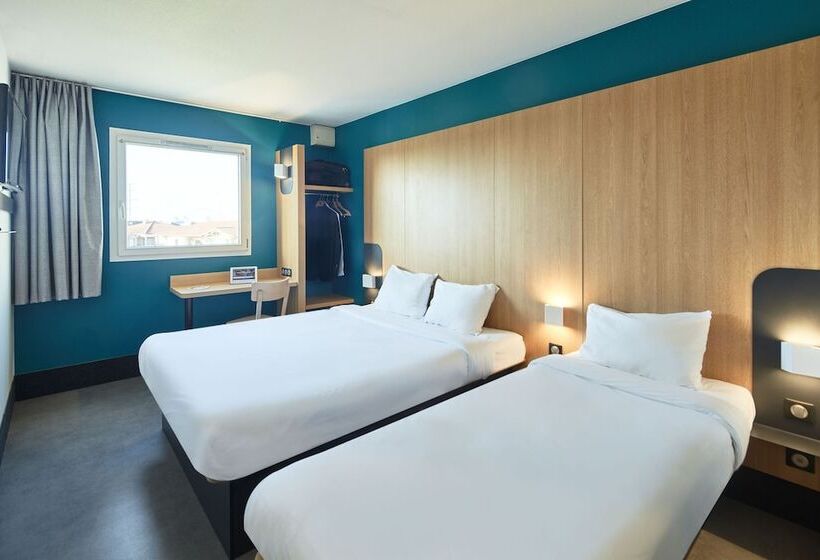Номер Стандарт Трехместный, B&b Hotel Orly Chevilly Larue   Nationale 7