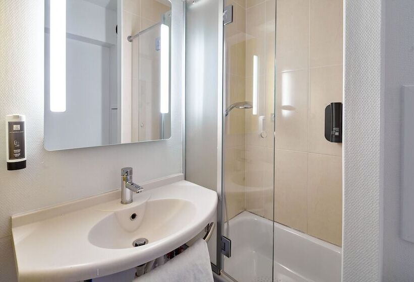 Четырехместный Номер Стандарт, B&b Hotel Orly Chevilly Larue   Nationale 7