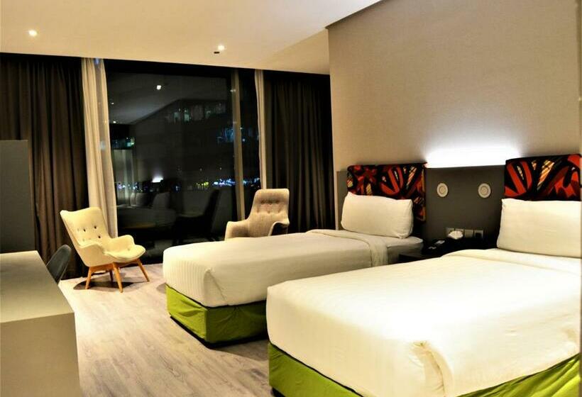 Номер Стандарт, Ibis Styles Dubai Jumeira