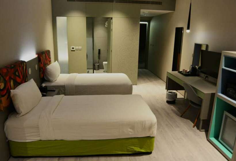Номер Стандарт, Ibis Styles Dubai Jumeira