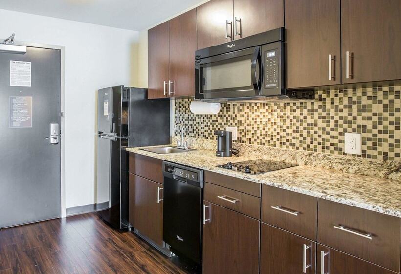 Люкс, Mainstay Suites Cartersville