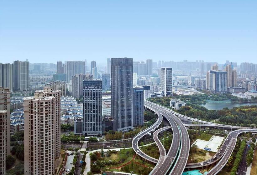 Стандартный Номер Кровать Кинг, Sheraton Grand Wuhan Hankou