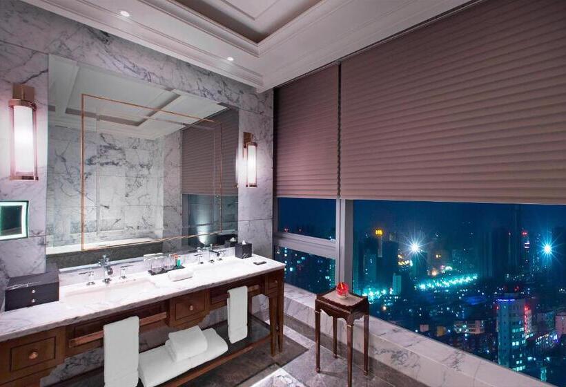 Люкс, Sheraton Grand Wuhan Hankou