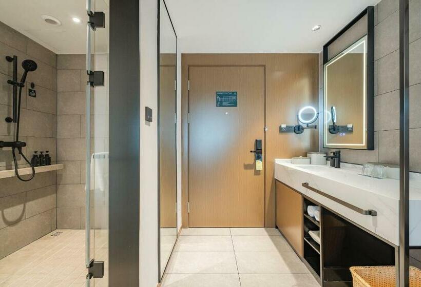 Номер Superior, Atour Hotel Qingdao Central Business District University Of Science And Technology