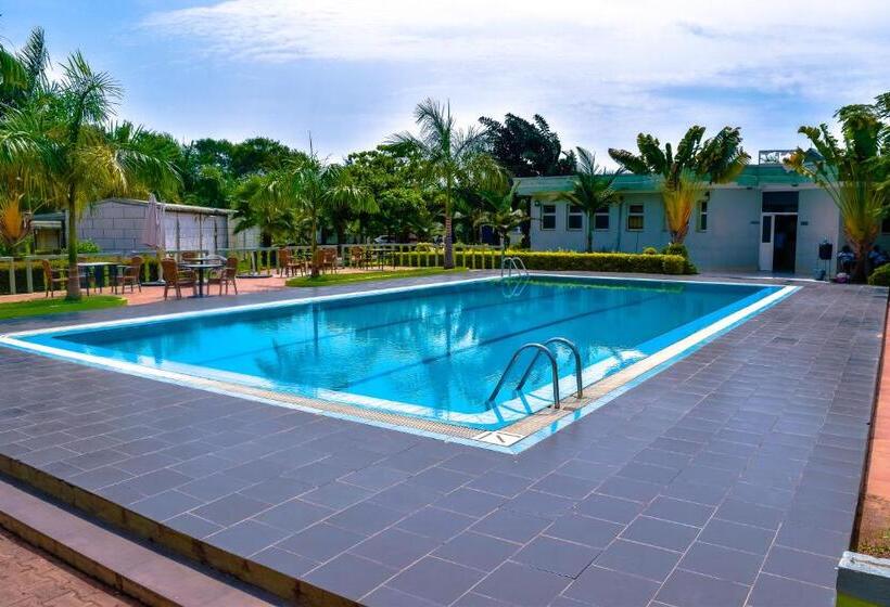 اتاق سوپریور با تخت بزرگ, Grand Hotel Juba