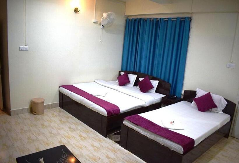 Четырехместный Номер Стандарт, Lily Guest House