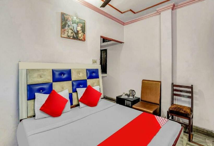 Habitación Triple Clásica, Spot On Hotel Maharaja Inn