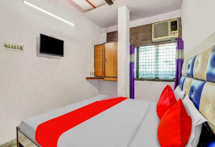 Habitación Triple Clásica, Spot On Hotel Maharaja Inn