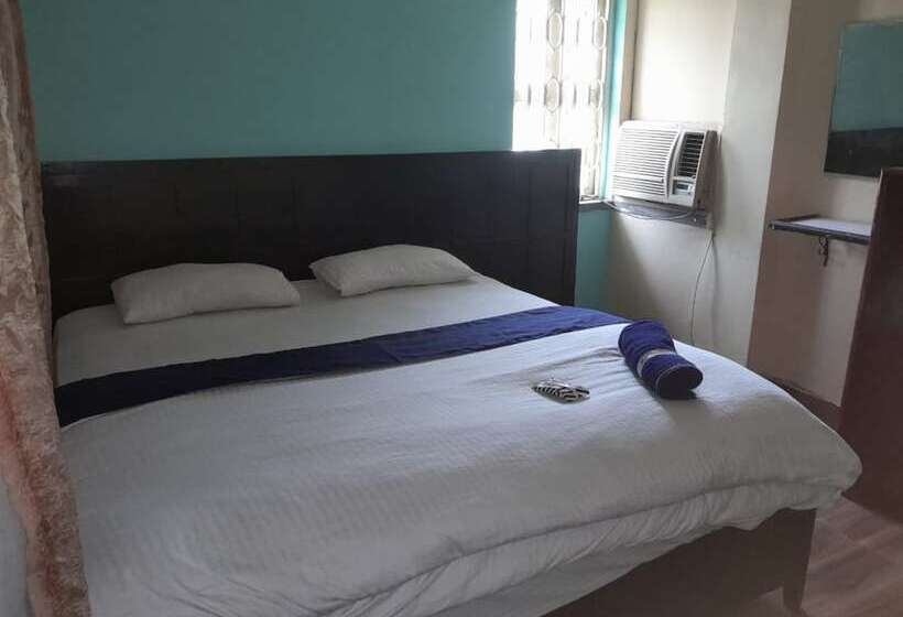 Номер Deluxe, Goroomgo Salt Lake Palace Kolkata