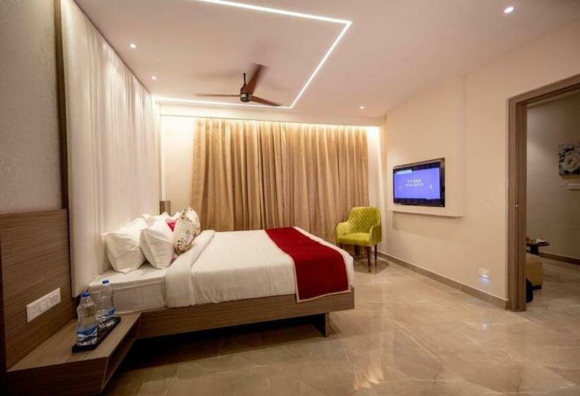 Президентский Люкс, The Beacon Hotel Visakhapatnam