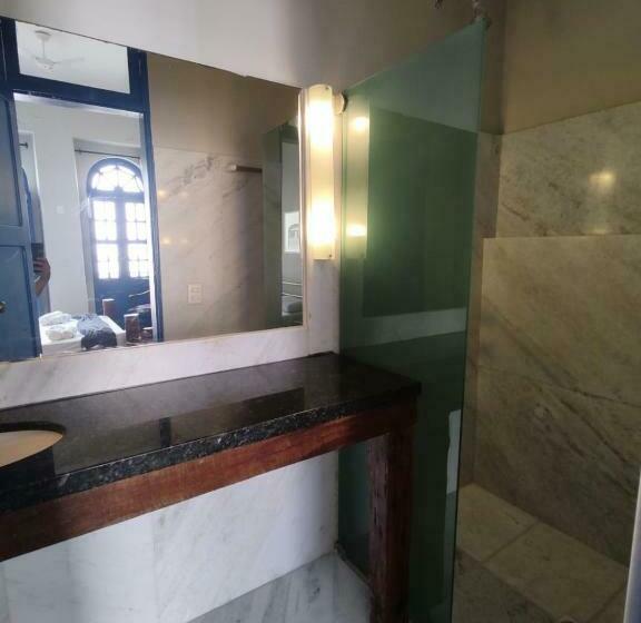 اتاق سوپریور, Villa Salvador