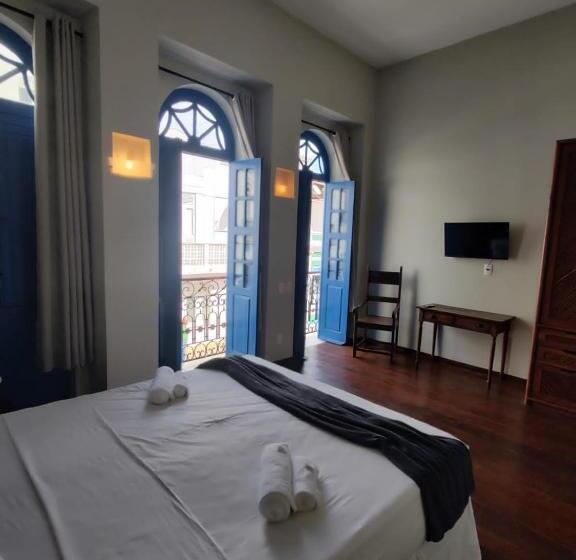 اتاق سوپریور سه تخته, Villa Salvador