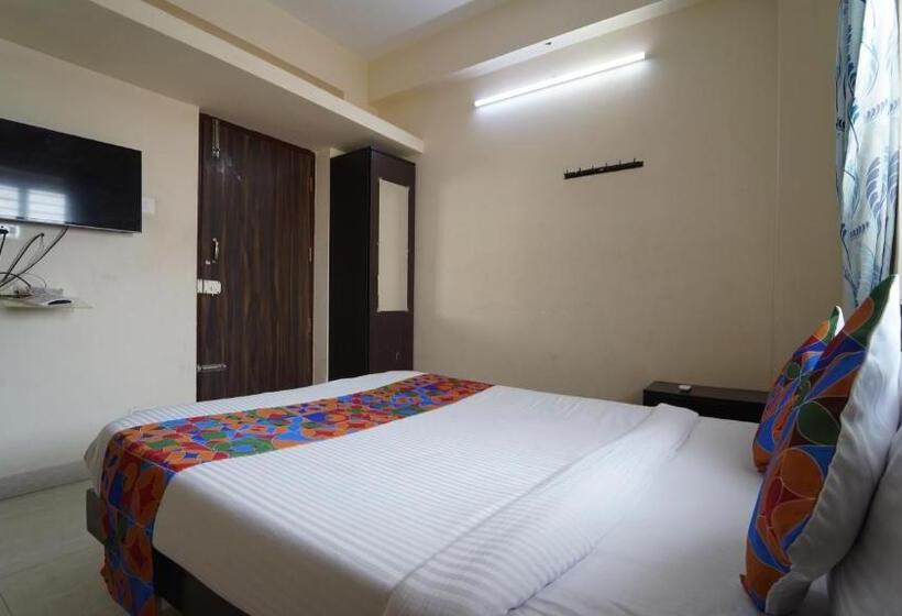 اتاق استاندارد با بالکن, Vangal Nest Peelamedu Psg Stay