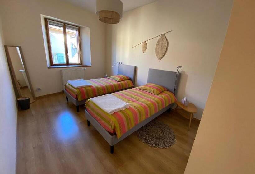 Номер Стандарт, Maison D Hôtes   La Grange Du Janin