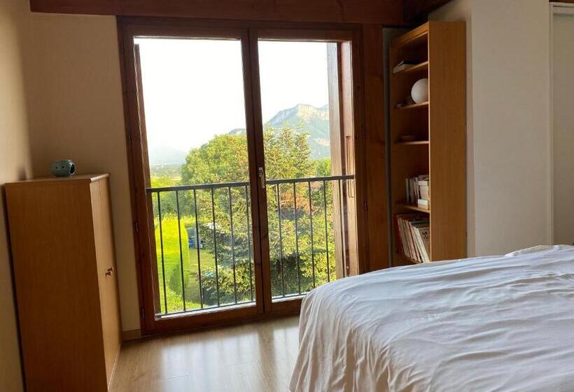 Дом 4 Спальни, Maison D Hôtes   La Grange Du Janin