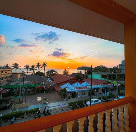 اتاق لوکس, Amzar Motel Cenang