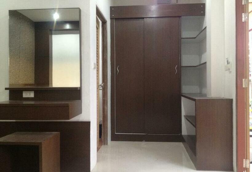 Номер Deluxe Вид на Бассейн, Khum Laanta Resort   Sha Extra Plus