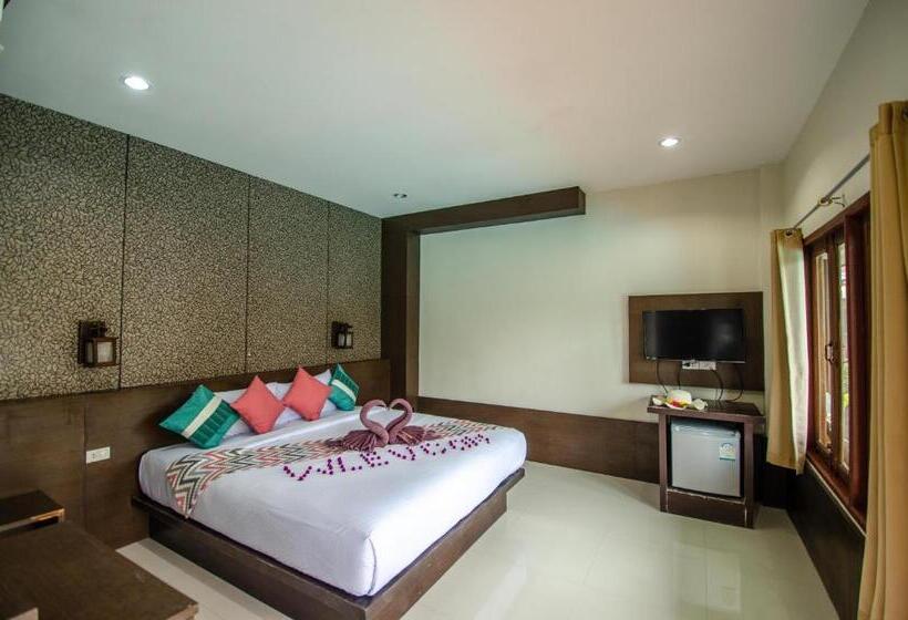 Номер Deluxe Вид на Бассейн, Khum Laanta Resort   Sha Extra Plus
