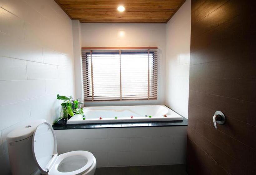 Бунгало Deluxe, Khum Laanta Resort   Sha Extra Plus