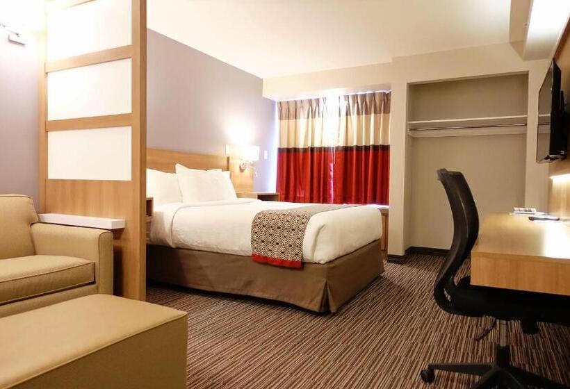 סוויטה, Microtel Casselman