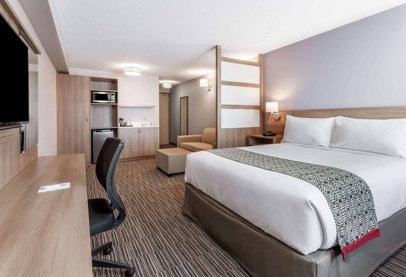 スイート, Microtel Casselman