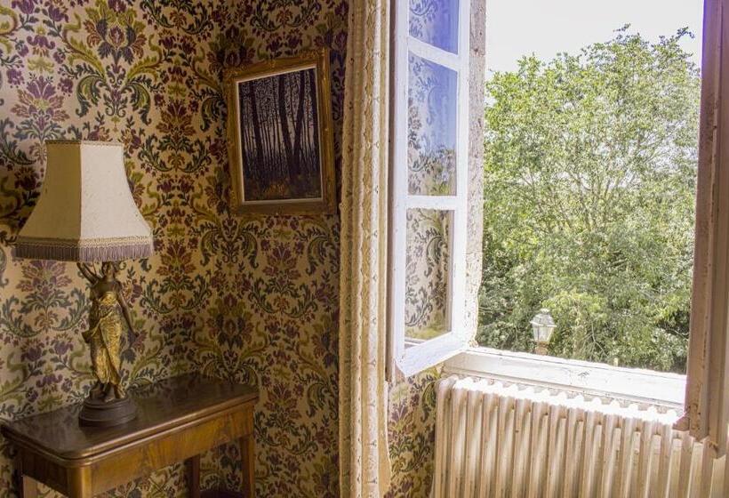 Вилла с 1 спальней и бассейном, Maison De Maître Avec Grand Parc Arboré Clos De Murs