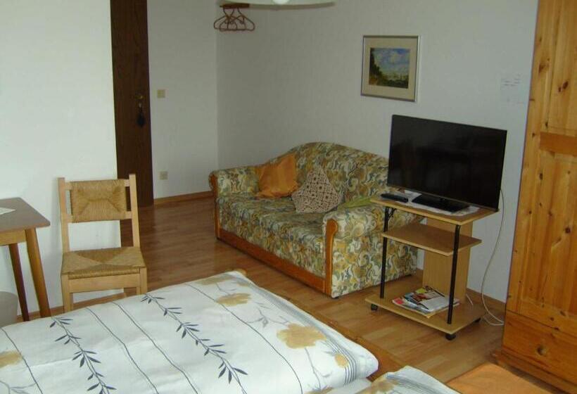 Номер Стандарт, Pension Am Limespfad