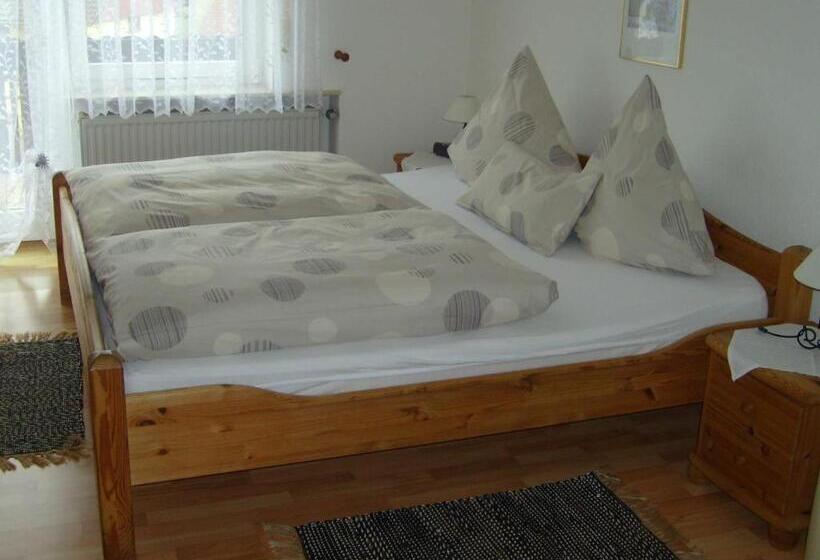 Номер Стандарт, Pension Am Limespfad