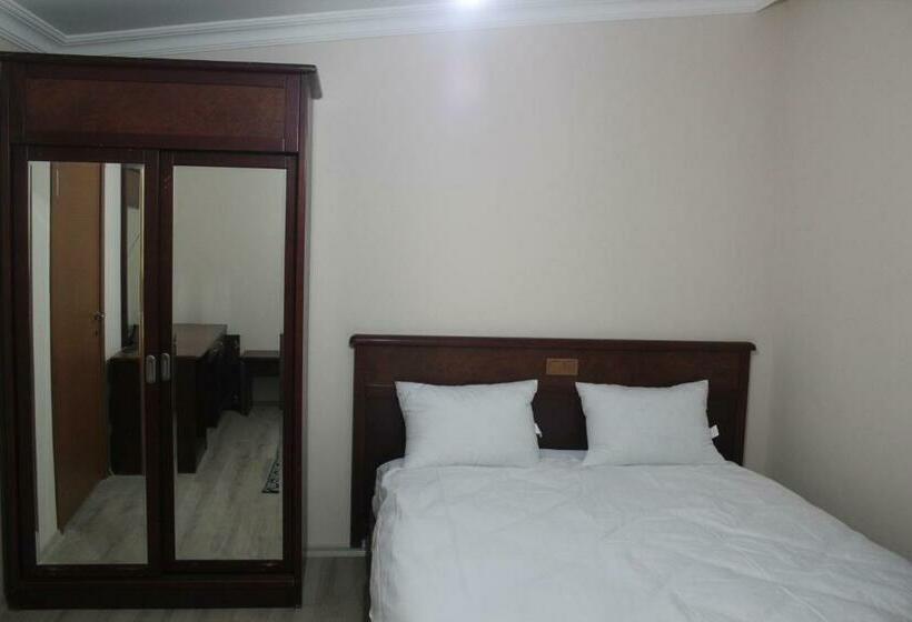 Apartamento 2 Dormitórios, Herton Apart