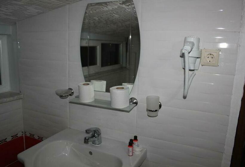 Apartamento 2 Dormitórios, Herton Apart