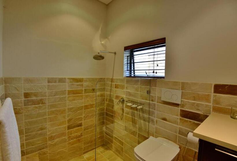 Quarto Estandar, Ladybird Lodge