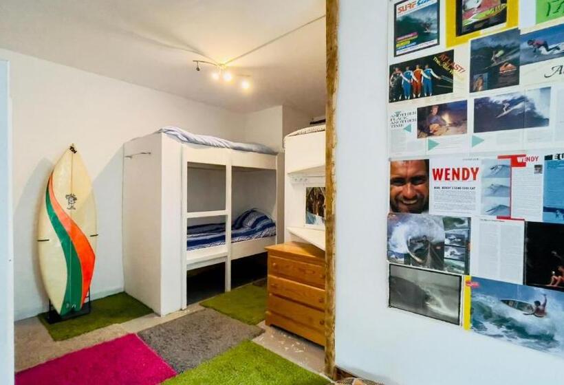 Дом 1 Спальня, Carwyns Surf House