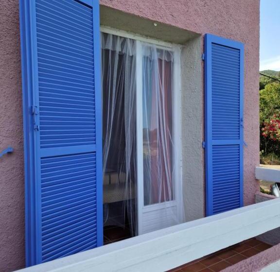 Номер Стандарт Вид на Море с Балконом, Chambres D Hôtes Villa Bella Fiora