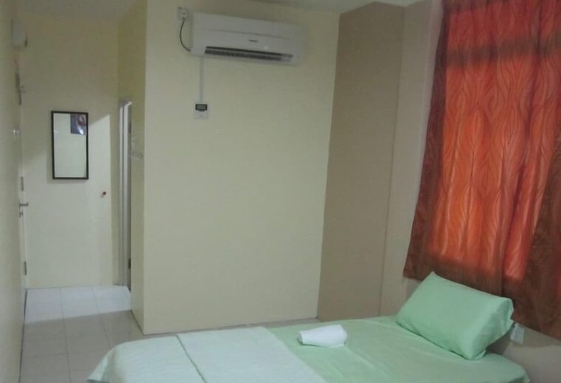 اتاق استاندارد سه نفره, Best Seven Motel