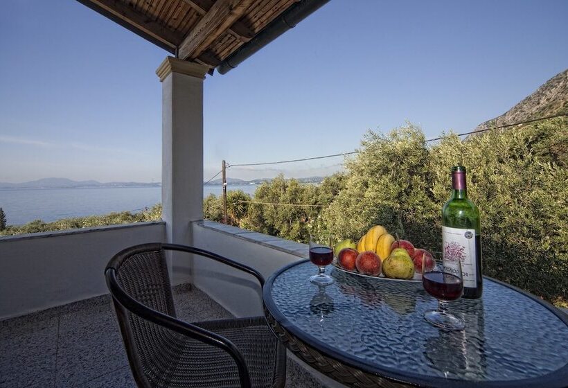 Студия Стандарт, Crystal Blue Hotel, Barbati