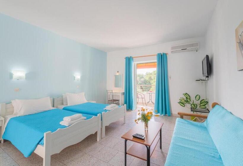 Студия Стандарт, Crystal Blue Hotel, Barbati