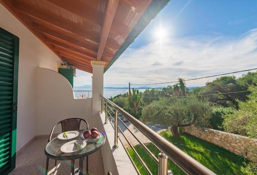 Семейное Студио, Crystal Blue Hotel, Barbati