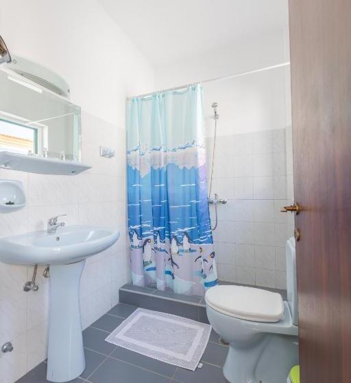 Семейное Студио, Crystal Blue Hotel, Barbati