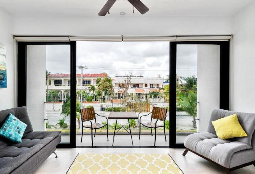 Apartament 1 Sypialnia Widok Basen, Vela S Condos Ocean Front