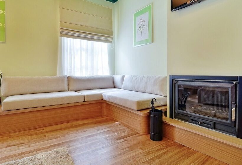 Люкс Повышенной Комфортности, Dilofo Hotel Luxury Suites