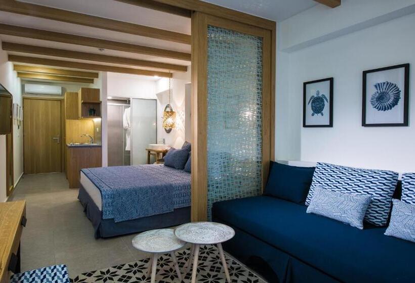 스위트 킹사이즈 침대, Omiros Boutique Hotel   Adults Only